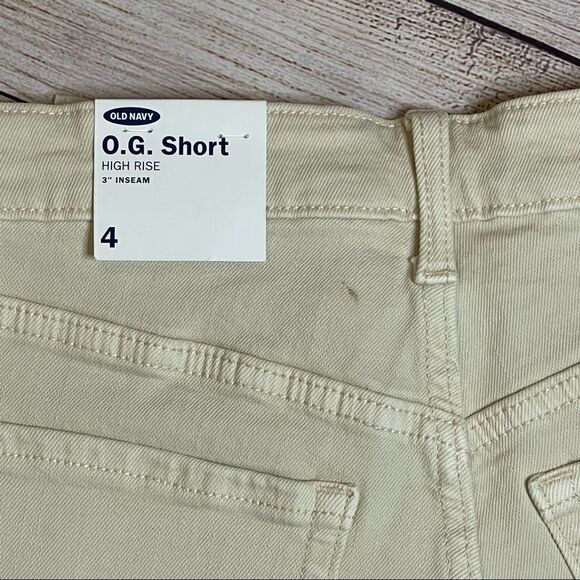 Old Navy Jean Shorts - Picture 4 of 5